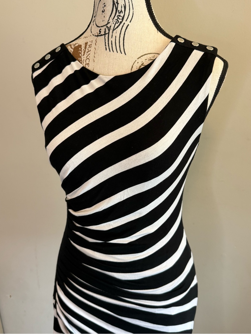 White House Black Market Black and White Striped Ruched Midi Dress - Size 0 - Picture 3 of 11
